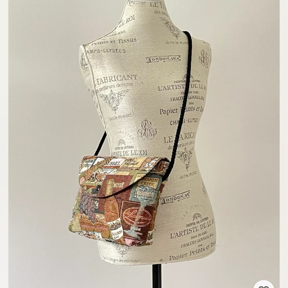 Tapestry Purse with Satin Rope Strap Wine Country Design Cottage Core - Picture 2 of 6